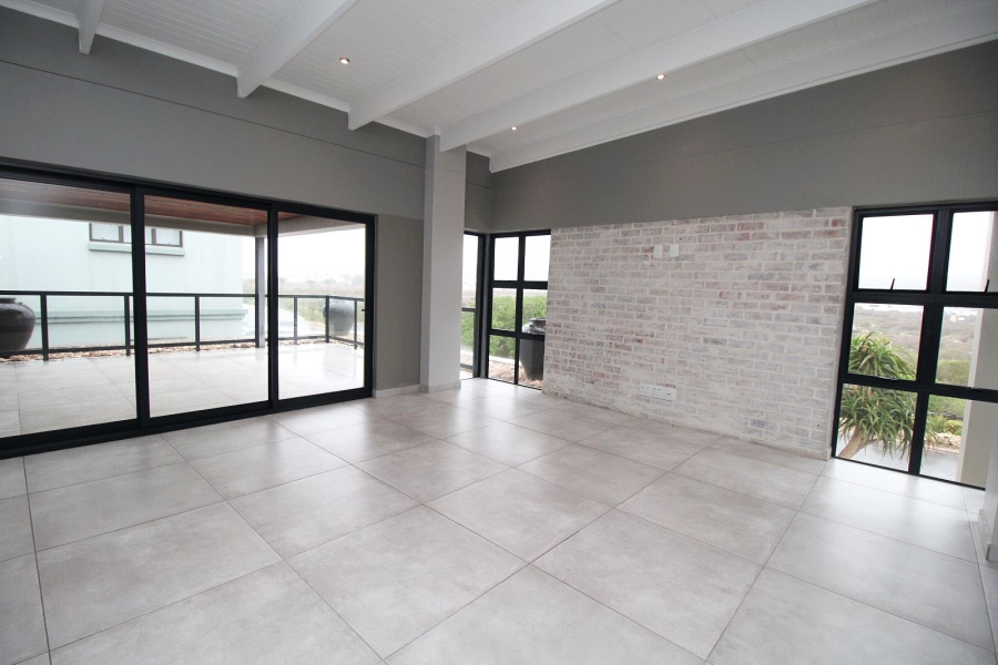 3 Bedroom Property for Sale in Calypso Beach Western Cape